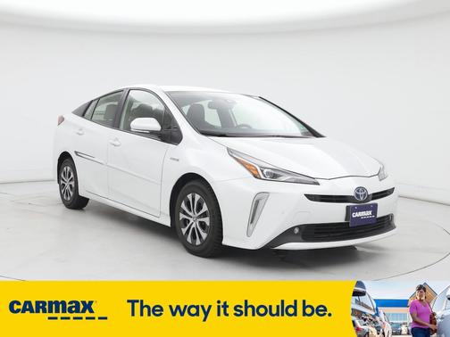 2022 Toyota Prius XLE