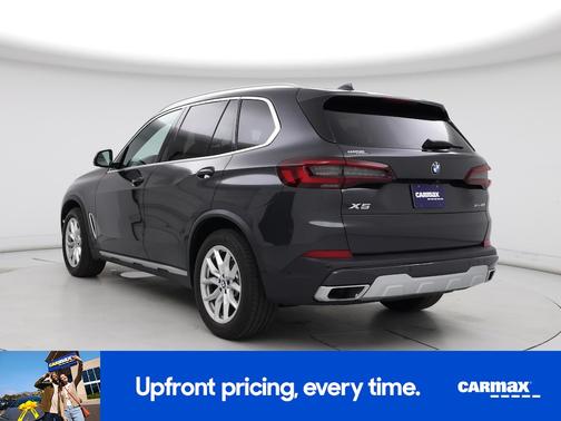Gray 2022 BMW X5 xDrive40i