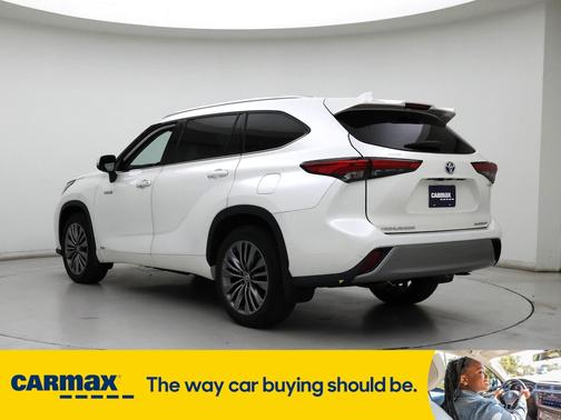 2021 Toyota Highlander Hybrid Platinum