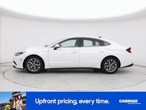 White 2021 Hyundai SONATA SEL