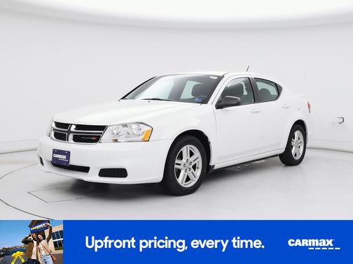 White 2014 Dodge Avenger SE