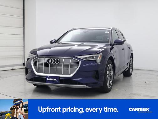 2022 Audi e-tron Premium Plus