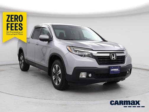 Silver 2017 Honda Ridgeline RTL