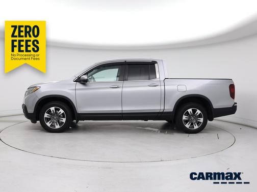 Silver 2017 Honda Ridgeline RTL