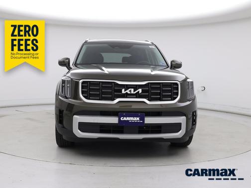 Green 2025 Kia Telluride S