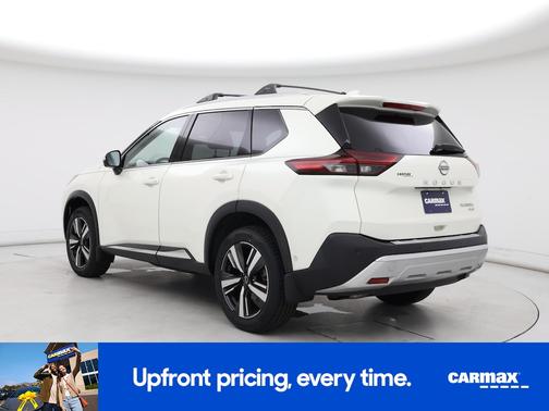 White 2023 Nissan Rogue Platinum