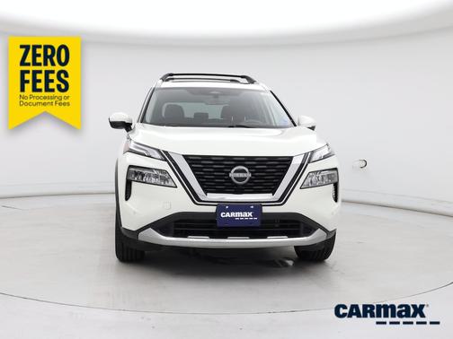 White 2023 Nissan Rogue Platinum