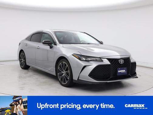 Silver 2019 Toyota Avalon XSE
