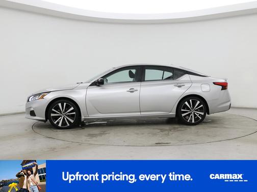 2022 Nissan Altima SR
