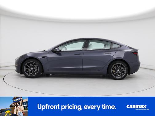 Gray 2022 Tesla Model 3