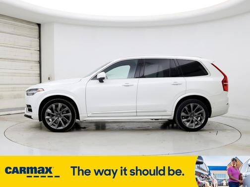 2023 Volvo XC90 B6 Plus