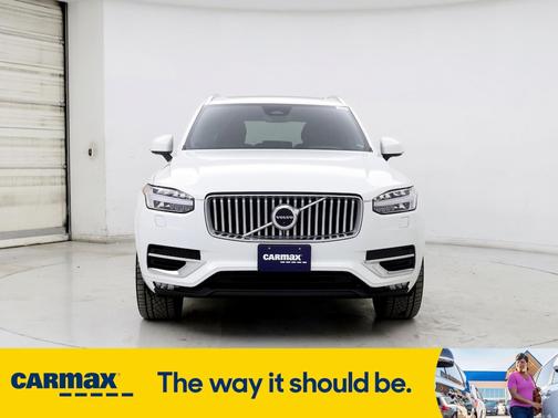 2023 Volvo XC90 B6 Plus