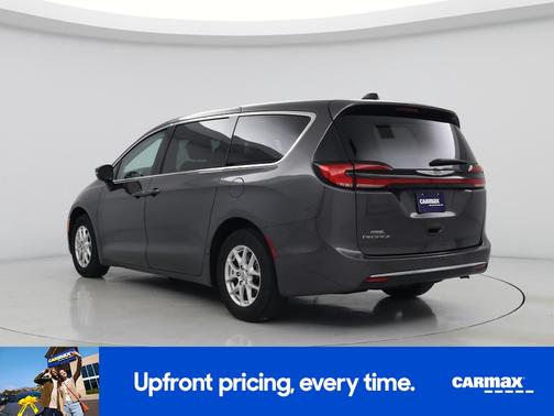 Gray 2023 Chrysler Pacifica Touring L