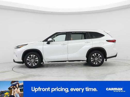 2023 Toyota Highlander Hybrid XLE