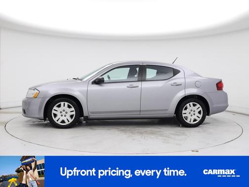 Silver 2014 Dodge Avenger SE