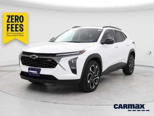White 2025 Chevrolet Trax 2RS