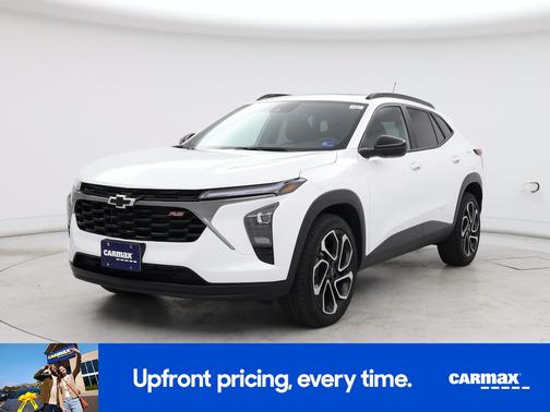White 2025 Chevrolet Trax 2RS
