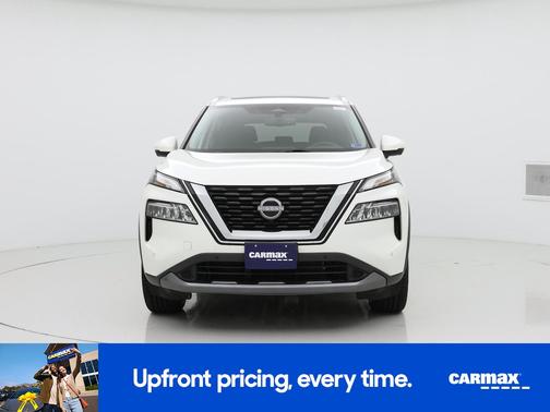 White 2023 Nissan Rogue SL