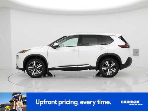 White 2023 Nissan Rogue SL
