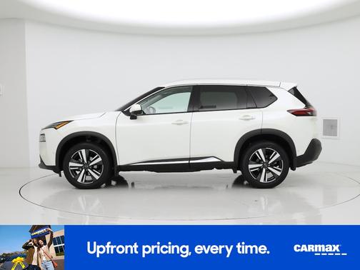 White 2023 Nissan Rogue SL