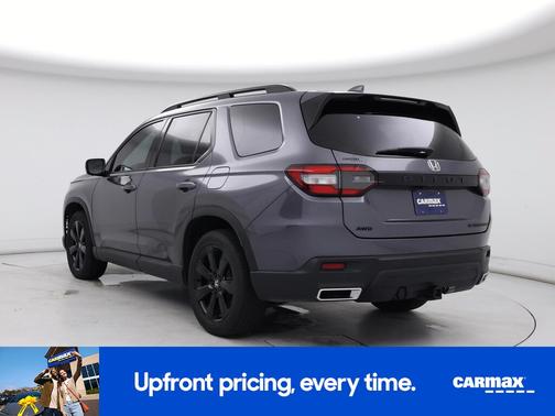 Black 2025 Honda Pilot Black Edition