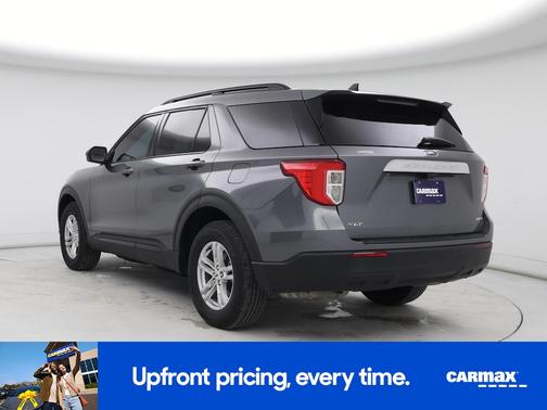 Gray 2022 Ford Explorer XLT
