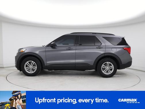 Gray 2022 Ford Explorer XLT