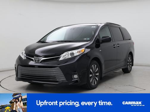 Black 2018 Toyota Sienna XLE