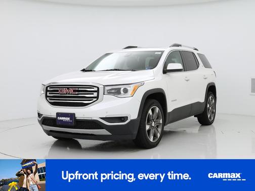 White 2017 GMC Acadia SLT