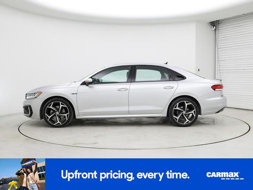 2021 Volkswagen Passat R-Line