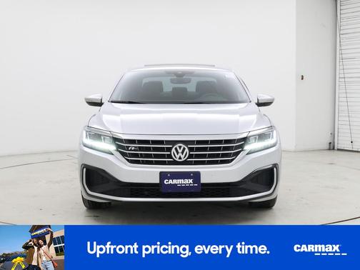 2021 Volkswagen Passat R-Line