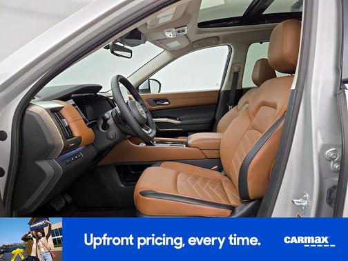 2024 Nissan Pathfinder Platinum