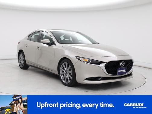 Tan 2022 Mazda Mazda3 Preferred