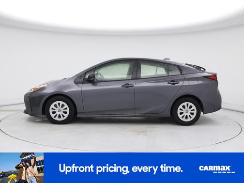 2022 Toyota Prius LE