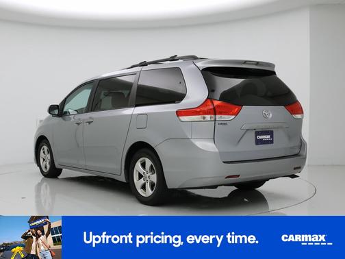 2014 Toyota Sienna LE