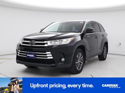 Black 2019 Toyota Highlander XLE