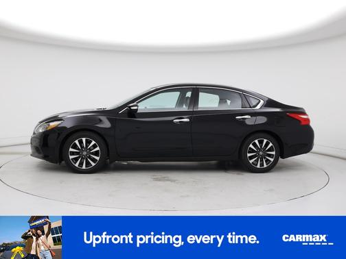 Black 2016 Nissan Altima SL