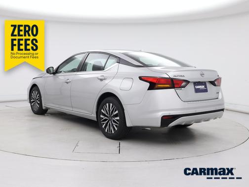 Silver 2023 Nissan Altima SV