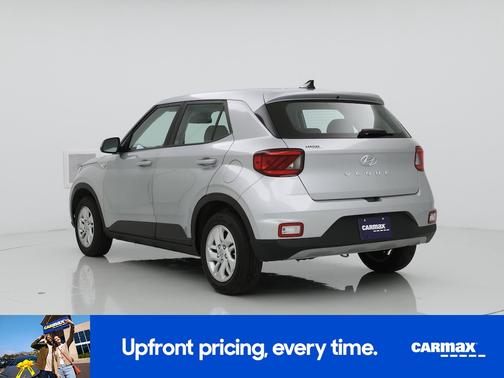 2022 Hyundai VENUE SE