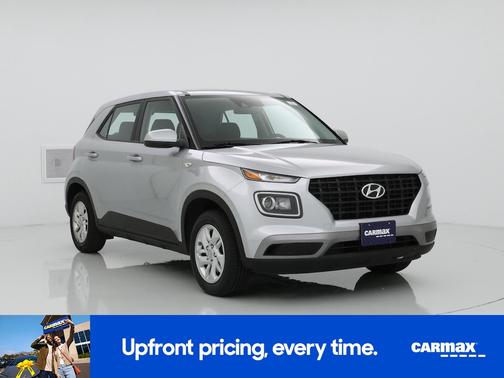 2022 Hyundai VENUE SE