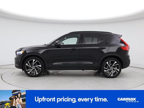 2021 Volvo XC40 T5 R-Design