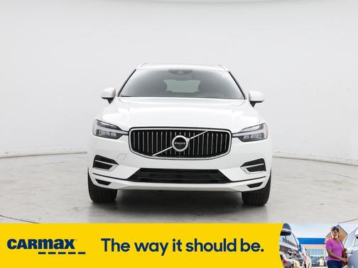 2021 Volvo XC60 Recharge Plug-In Hybrid T8 Inscription Expression