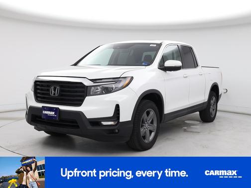White 2023 Honda Ridgeline RTL
