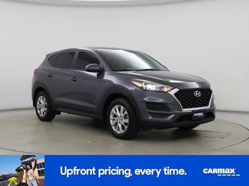 Gray 2019 Hyundai TUCSON SE