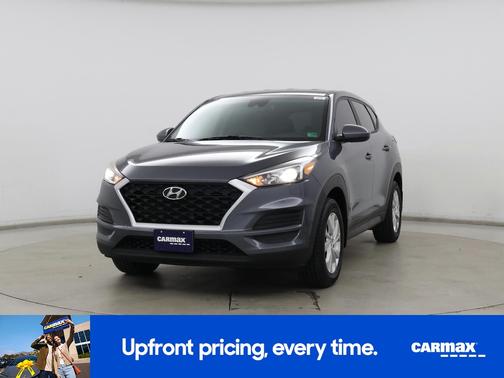 Gray 2019 Hyundai TUCSON SE