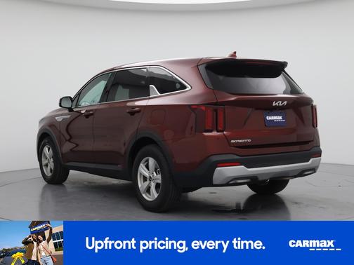 Red 2024 Kia Sorento LX