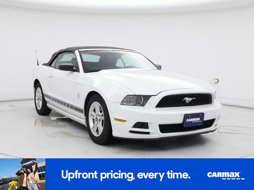 White 2014 Ford Mustang