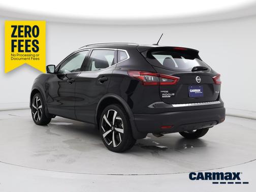 Black 2022 Nissan Rogue Sport SL
