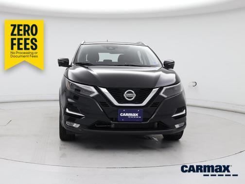 Black 2022 Nissan Rogue Sport SL
