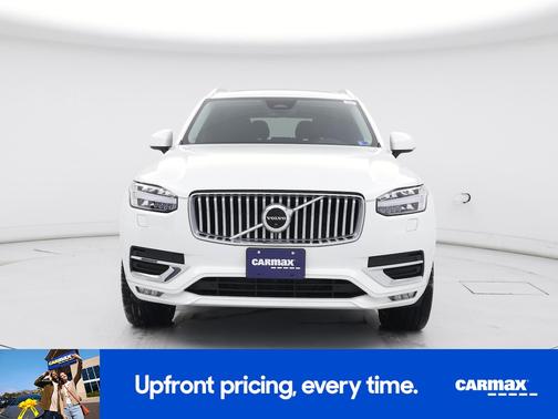 2023 Volvo XC90 B6 Plus